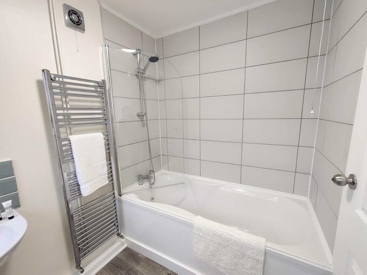 Appartamento 3Br-St Johns Hse-Free Parking-Workers-Kitchen-Wifi-Dog Friendly Doncaster Esterno foto