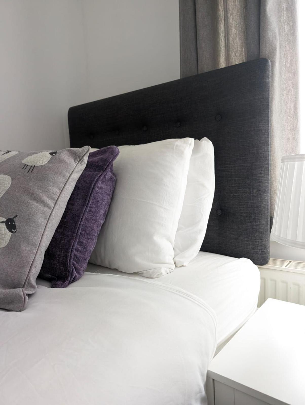 Appartamento 3Br-St Johns Hse-Free Parking-Workers-Kitchen-Wifi-Dog Friendly Doncaster Esterno foto