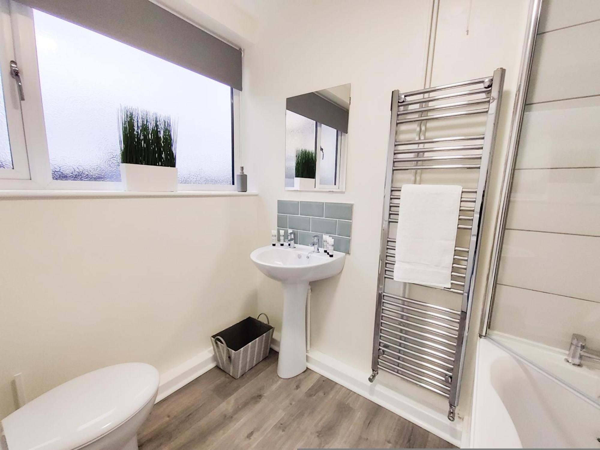 Appartamento 3Br-St Johns Hse-Free Parking-Workers-Kitchen-Wifi-Dog Friendly Doncaster Esterno foto